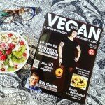 Oggi sulla pagina FB (balenavolante) vi parlo di una nuova rivista. Si chiama #veganitaly, e' un mensile di cucina vegana, che contiene anche molte interviste ed approfondimenti. L'avete già sfogliata? Che ne pensate? Vi aspetto su FB tra poco #edizionisonda #veganitaly #rivistevegan #veganmag #veganmagazine #vegan #veganblog #newpost #isachandra #isachandramoskowitz #billgates #emilydeschanel